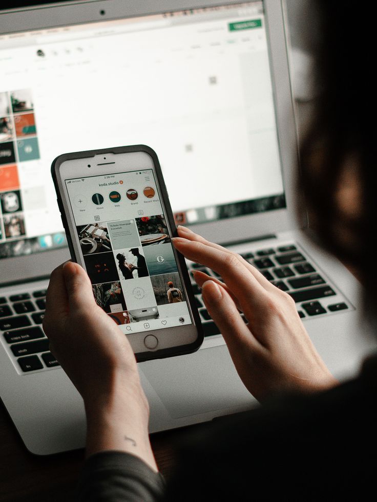 Social Media Etiquette & Digital Presence Program